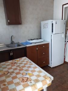 Фотография 15 из 27 - Черноморское Крым сдаю собственное жилье Номера со своей кухней ! 5 минут до моря !!!